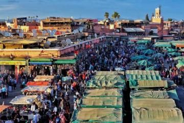 摩洛哥马拉喀什：弯弯绕绕的不眠广场，走着走着就迷路了